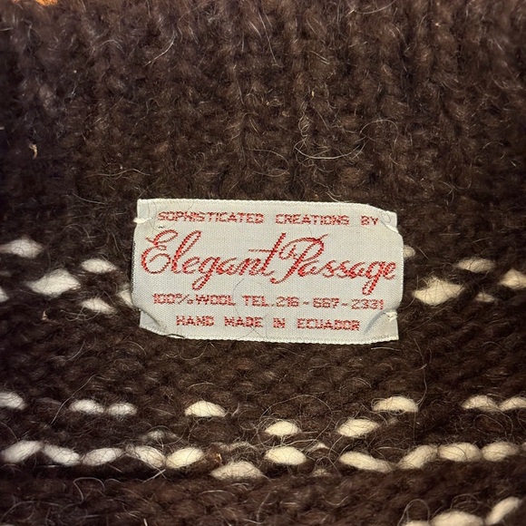 Vintage Men's Brown and White Patterned Wool Sweater - Picture 3 of 6